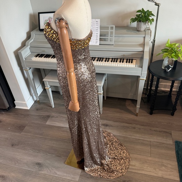 Sherri Hill Sweetheart Sequin Gown: Canary Yellow Gems - Picture 6 of 15